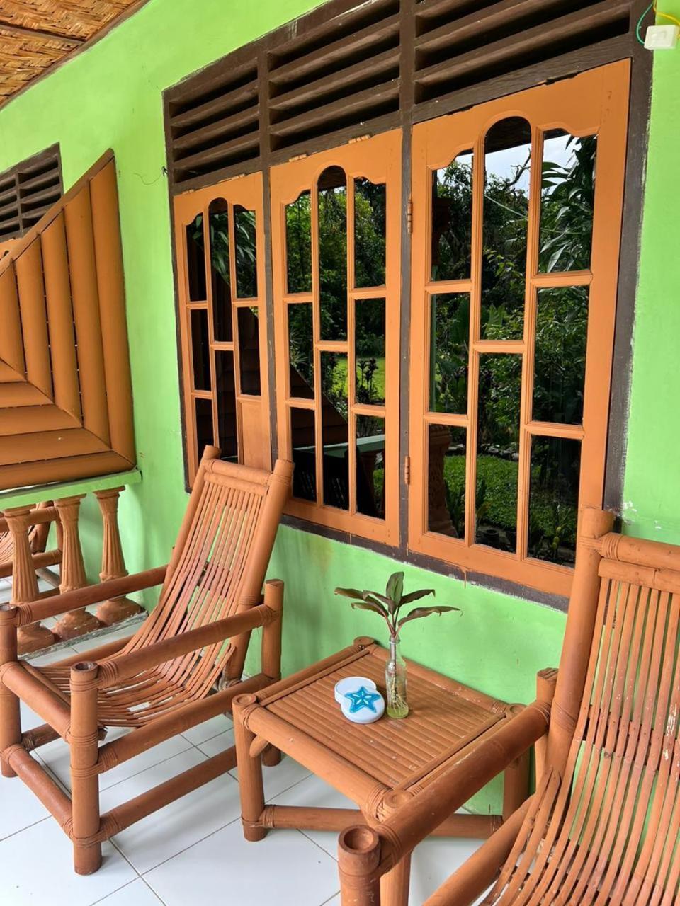 Wisma Batu Mandi Bukit Lawang Exterior photo