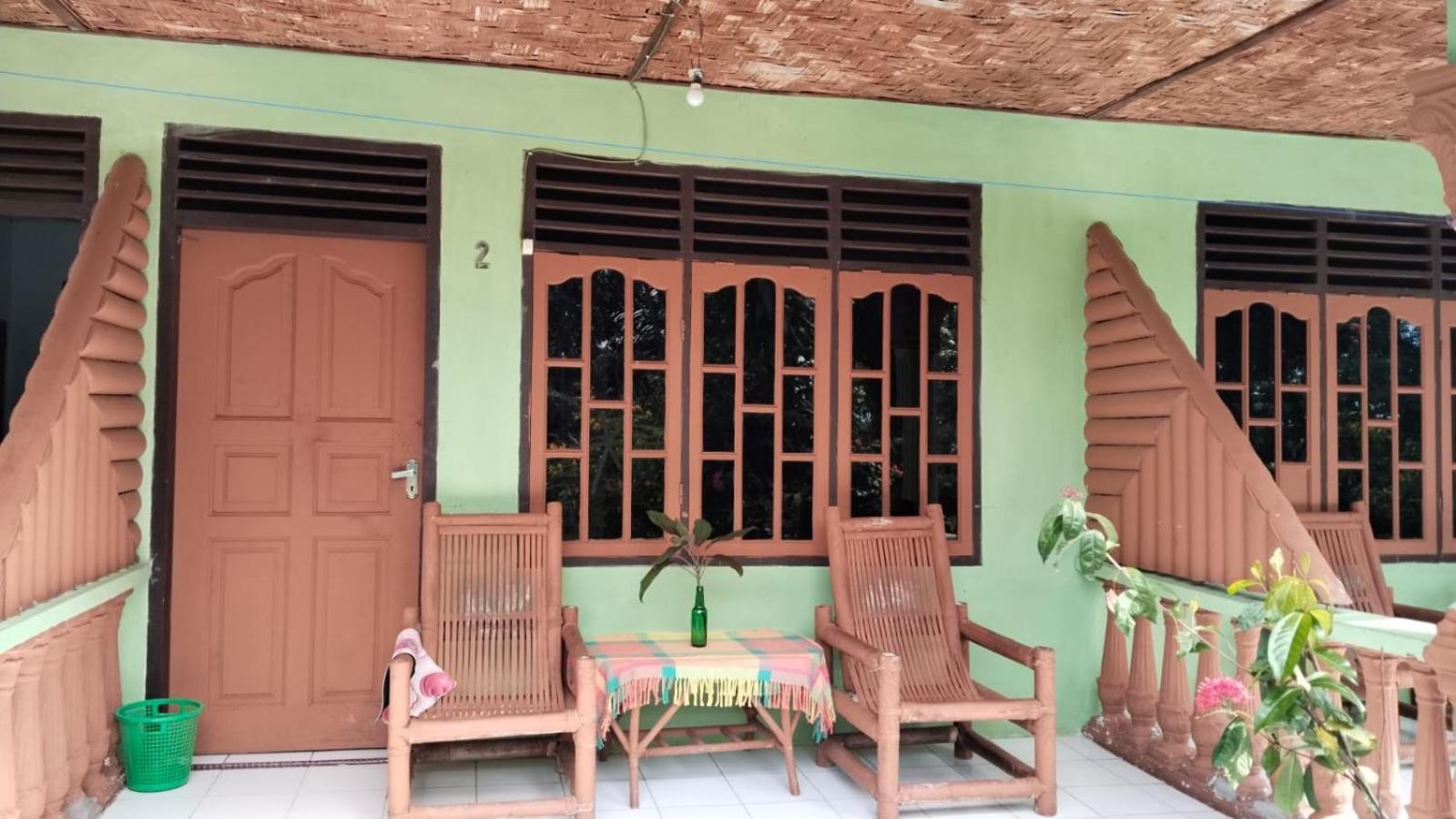 Wisma Batu Mandi Bukit Lawang Exterior photo